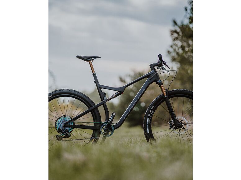 Celoodpružené kolo ORBEA OIZ M-LTD Custom 2021