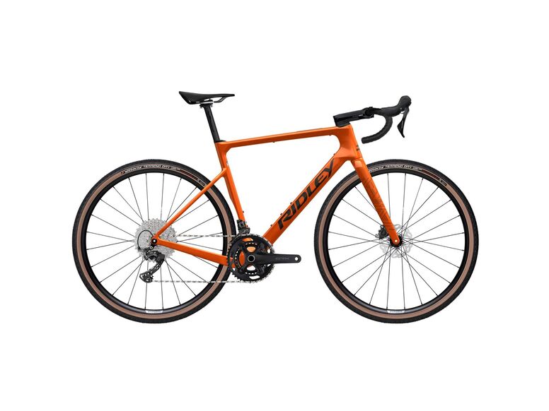 Gravelové kolo RIDLEY ASTR GRX600 Rich Orange Metallic/Black Metallic