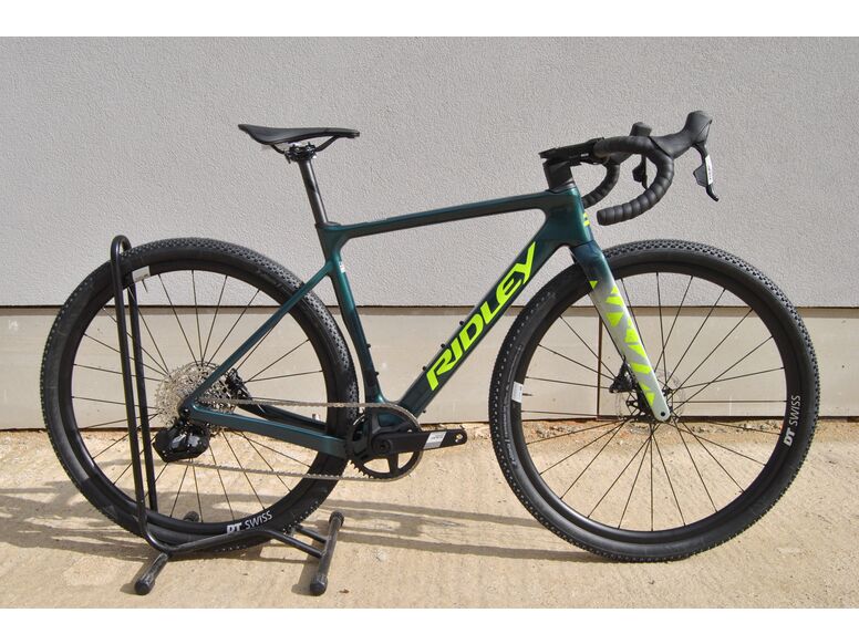 Gravelové kolo RIDLEY ASTR Apex XPLR AXS Storm Green Metallic/Lime Green