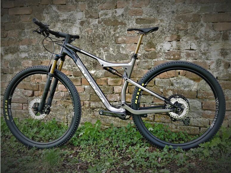 Celoodpružené kolo ORBEA OIZ M-PRO 2021