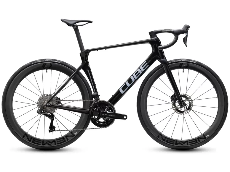 Silniční kolo Cube Agree C:62 SLT blackpearl´n´switchwhite 2027