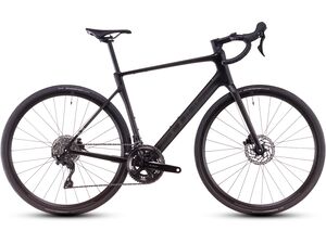 Silniční kolo Cube ATTAIN C:62 RACE blackline 2025
