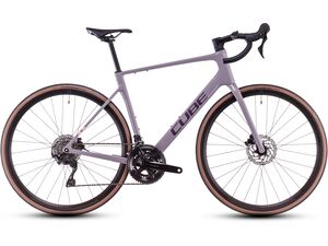 Silniční kolo Cube ATTAIN C:62 RACE plumgrey´n´brink 2025