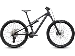 Horské kolo Cube Stereo HPC RACE carbon´n´black 2027