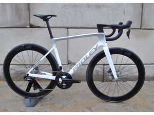 Silniční kolo RIDLEY FALCN Ultegra Di2 Pearl White/Silver/Black