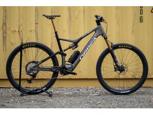 Lehké elektrokolo ORBEA RISE M-TEAM Custom 2024