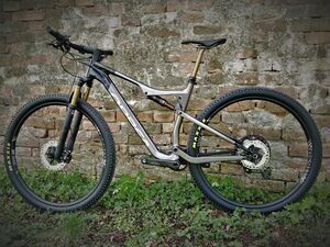 Celoodpružené kolo ORBEA OIZ M-PRO 2021