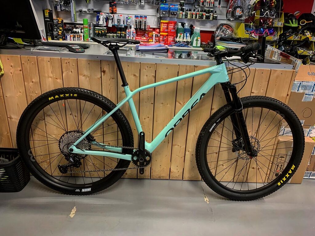 Alma m30 top 2021